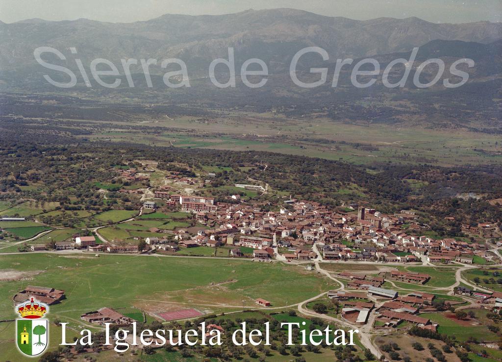 Ch Tietar Pension La Iglesuela Buitenkant foto